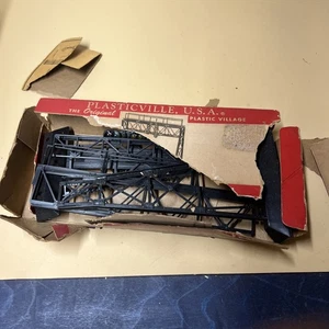 Vintage Plasticville USA Eisenbahn Signalbrücke mit Box Spur O S Modelleisenbahn  - Bild 1 von 6