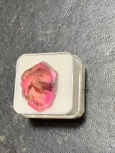 Turmalin, Wassermelonenturmalin, Anschliff, Karibib, Namibia - Bild 1 von 2