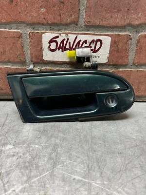 Зеленая наружная дверная ручка 91-99 Mitsubishi 3000GT Stealth правая под правую руку - Изображение 1 из 4