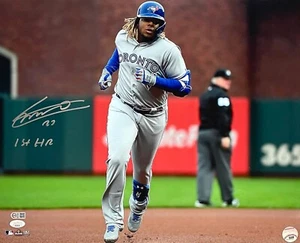 VLADIMIR GUERRERO JR. Autografo Firmato 16x20 Toronto BLU JAYS FOTO 1° HR JSA - Foto 1 di 8