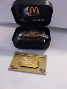 Bill Elliot #94 Taurus diecast Racing Champions 1/64 50th enchapado en oro 24k nuevo en caja - Imagen 1 de 4
