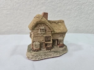David Winter Cottage The Village Shop Vintage Handpainted Mini - Picture 1 of 5