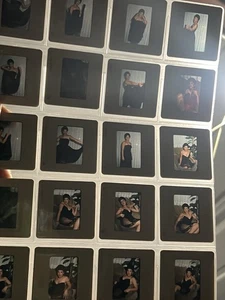 Negativos vintage para sesión de fotos modelo morena sexy con diapositivas 35 mm - Imagen 1 de 2