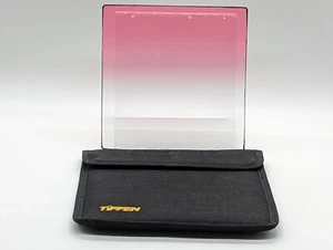 Tiffen 6.6 x 6.6" Pink 4 Soft-Edge Graduated Glass Grad Filter - Picture 1 of 4