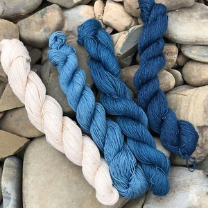Neza Studio Natural plant dyed cotton thread for embroidery and sashiko stitichi - Picture 1 of 21