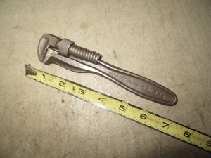 Vintage Small COMO Wrench Co. Chicago patented 7'' adjustable tool uncommon - Picture 1 of 19
