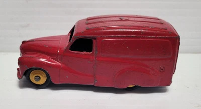 Camión de colección Dinky Toys Austin Nestle Panel Foto 1 de 4