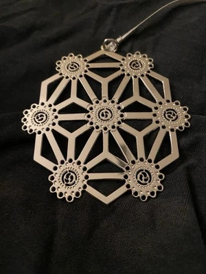 Museo Metropolitano de Arte 1986 copo de nieve adorno plateado Foto 1 de 4