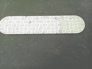 RECORTES DE PLACA DE CHEQUE DE ALUMINIO 220mm x 50mm x 1.5mm de espesor Grillo Tejido Patente - Imagen 1 de 4