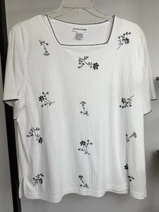 Alfred Dunner Top Womens size XL Floral Embroidered Beaded Shirt short sleeve - Picture 1 of 13