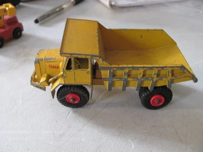 Camión volquete Matchbox #5. King size Foto 1 de 4