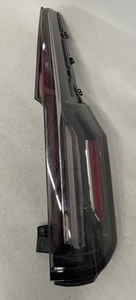 2021 - 2024 Cadillac Escalade LED Tail Light Passenger Right OEM 9203 - Afbeelding 1 van 23