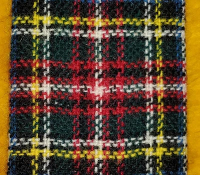 DE COLECCIÓN AÑOS 70 ~ GALLO ~ LANA TARTÁN ~ CORBATA CUADRADA ~ "VESTIDO STEWART" ~ 54" Foto 1 de 3