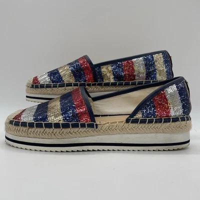 Sapatos femininos Tommy Hilfiger 6.5 rasos Corliss 2 lantejoulas bandeira americana espadrille - Imagem 1 de 4