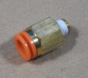 3/8" Tube x 1/8" NPT Straight, SMC KQH11-34S (KQ2H11-34S) - Lot of 7 New - Picture 1 of 5