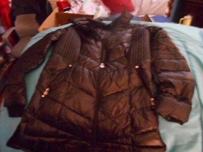 Chaqueta acolchada negra talla pequeña para mujer de Curations Caravan Foto 1 de 4