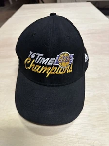 Cappello Adidas Lakers 16 Time Champions - Foto 1 di 5