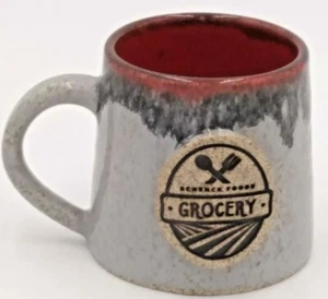 Taza de cerámica de supermercado Schenck firmada color gris/rojo/negro 12 oz. - Imagen 1 de 7