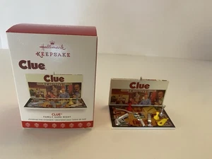 Brandneu unbenutzt Hallmark 2017 Hinweis Ornament - #4 in Familien-Spielabend-Serie! - Bild 1 von 10
