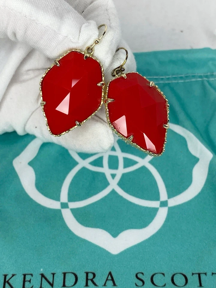 Pendientes colgantes de oro Kendra Scott Corley rojo brillante RARO descontinuados Foto 1 de 4