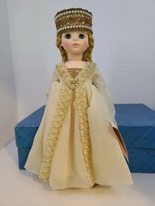 Madame Alexander ISOLDE 13" Doll #1413 w/tag and box Opera Series Vintage - Picture 1 of 12