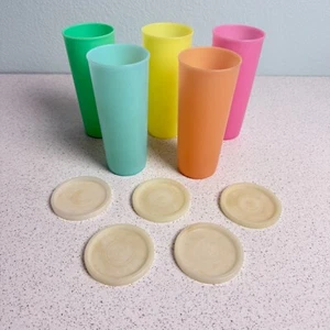 Vintage Set of 5 Tupperware #107 Plastic Tumbler Cups With Lids Pastel Colors - Picture 1 of 7