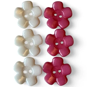 Buttons 20mm Acrylic Flower Shape 2 Hole Sewing Knitting Scarpbooking Pink White - Picture 1 of 24