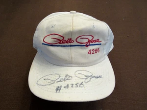 PETE ROSE # 4256 CINCINNATI REDS SIGNED AUTO VINTAGE PETE ROSE 4256 CAP JSA - Picture 1 of 4