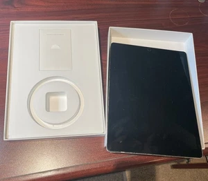 Apple iPad Pro 12.9-inch (2nd generation) A1671 64 GB, Wi-Fi + 4G, 12.9 in -... - Picture 1 of 8