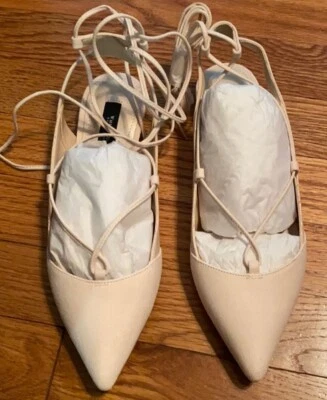 PLANOS CON CORDONES crema punta talla 7 Foto 1 de 3