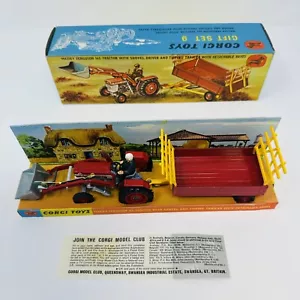 Vintage 1959 Corgi Toys Gift Set 9 - Trattore Massey Ferguson 165 - come nuovo nuovo nuovo con scatola - Foto 1 di 20