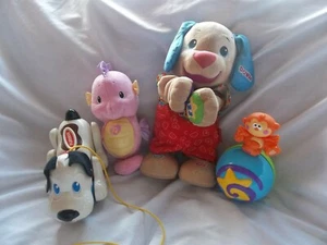 Fisher Price 2011 Welpe Hund Tanz & Wackeln, FP Ball, FP Seepferdchen & Hund - Y - Bild 1 von 9