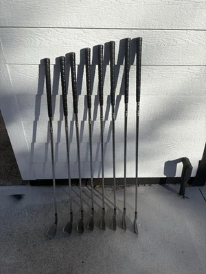 Tommy Armour 845 S SilverScott 3-PW S Flex Iron Set - Image 1 of 4