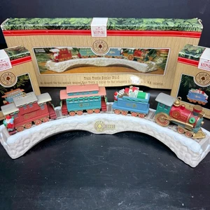 Vintage 1991 Hallmark CLAUS & CO RR COLLECTION ZUGBOCK DISPLAY SET ~ komplett! - Bild 1 von 8
