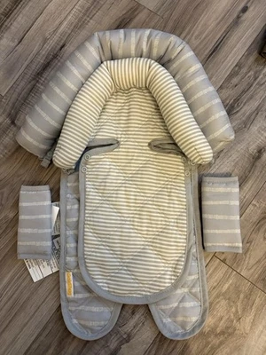 GOLD BUG CARSEAT INSERTS, SMOKE FREE HOME, GREY PATTERNED COLOR - Image 1 of 4