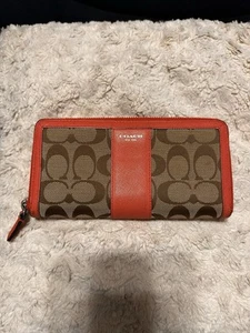 Cartera Coach larga cremallera alrededor estilo acordeón - Imagen 1 de 7