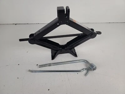 Jack Assembly 带千斤顶手柄和凸耳扳手 适合:2014 - 2018 年马自达 3 原始设备制造商零件。 — 第 1/4 张图片