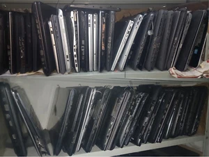 lotto 10 notebook non funzionanti 15,6" PORTATILE PC - Foto 1 di 4