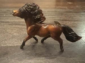 Club de Coleccionistas Breyer Stablemates 2023 Virkie #712496 Como Nuevo con Caja - Imagen 1 de 12