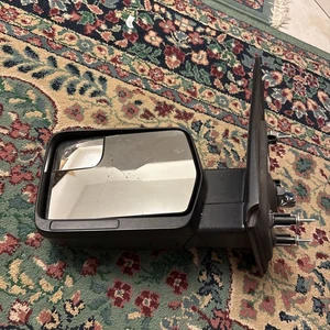 2011,2012,2013 FORD F150 Driver Side Mirror - Bild 1 von 7