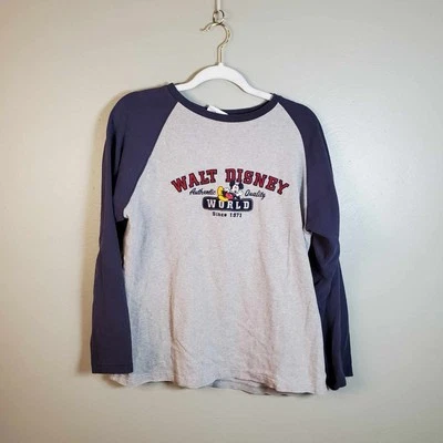 Camiseta De Colección Disney Mickey Mouse Para Hombre Gris Mediano Bordado Raglán M Foto 1 de 4