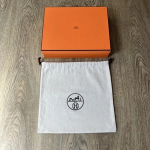 Hermes Orange Box 28 X 22 X 7cm With Beige Dust Bag 30 x 29cm Storage Accessory - Picture 1 of 17