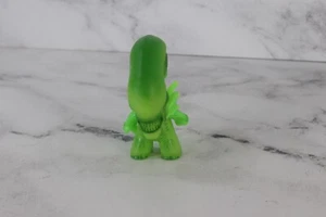 AVP Figurine Loot Crate Exclusive Titans Vinyl Figurines - Glow in the Dark RARE - Picture 1 of 3