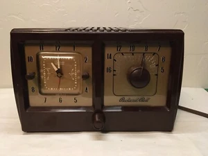 Vintage Packard Bell Am Tube Radio And Clock - Clock & Radio Works - Picture 1 of 7