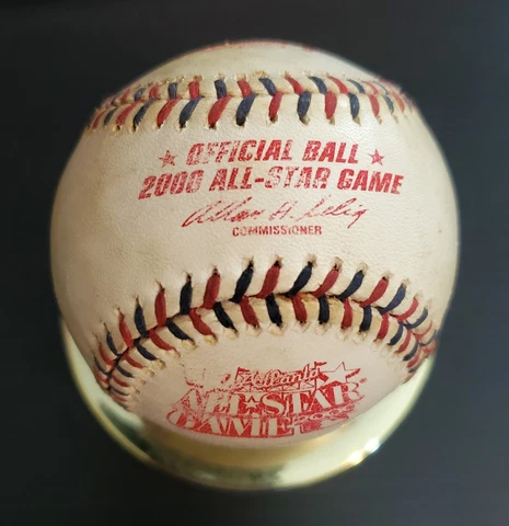 Official 2000 Rawlings ALL STAR Game used Baseball  ATLANTA BRAVES Cover
