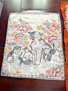 Emborder Cat Pillow Cover and Cat Linen - Picture 1 of 4