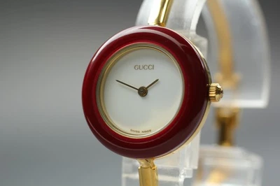 [Fast neuwertig] Gucci Change Bezel Weinrot Gold 11/12,2 Qz Damenuhr aus Japan - Bild 1 von 4