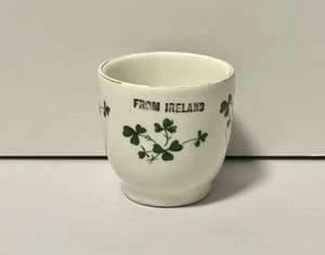 Vintage Egg Cup Pottery Carrigaline Cork Shamrock Irish 1960s 1970s Ireland RARE - Foto 1 di 12