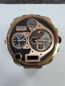 DIESEL Big Daddy DZ7261 schwarzes Lederband Quarz Herrenuhr 45mm - Bild 1 von 4