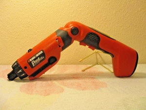 *****ORIGINALE BLACK & DECKER PIVOT PLUS CACCIAVITE A BATTERIA (PD700G)***** - Foto 1 di 8